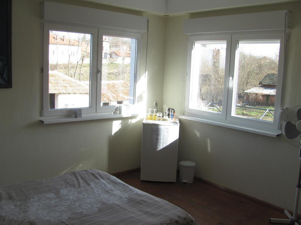 Rogozen B&B Екстер'єр фото